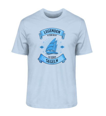 Legenden Segeln - helles Herren Premium Bio T-Shirt - maritimes, nautisches Herren T-Shirt für Segler - Legenden "Segler altern nicht - sie gehen Segeln "Farbe: Blue Soul